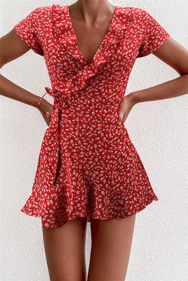 Playful summer dress for women with ruffle details and chic floral patterns