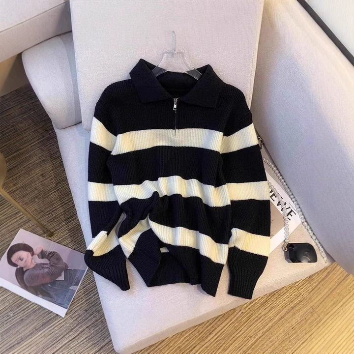 Knitted pullover for women with high collar and zipper Lune London