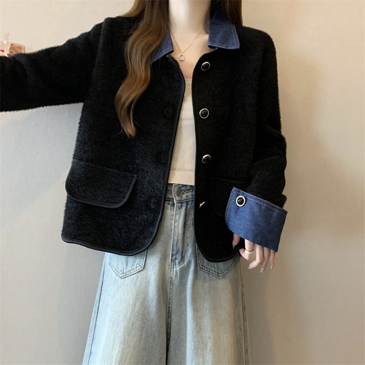 Cardigan confortable pour femmes avec des manches en denim contrastantes Chic & Stil