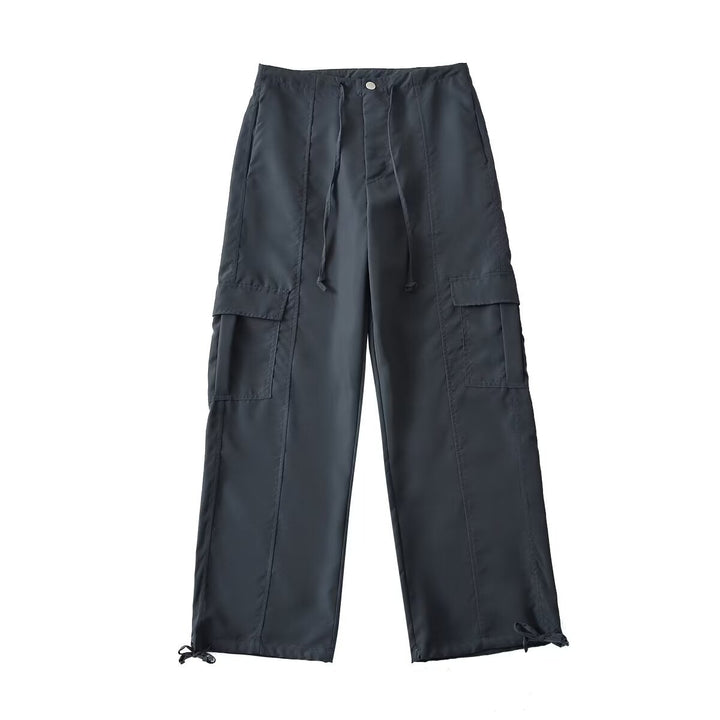 Comfortable cargo pants for women with adjustable waist and functional pockets Lune London