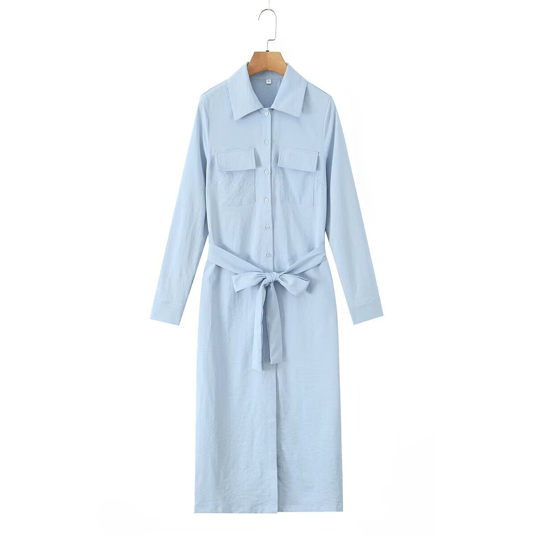 Robe chemise pour femmes avec poches poitrine pratiques et ceinture ajustée Chic & Stil