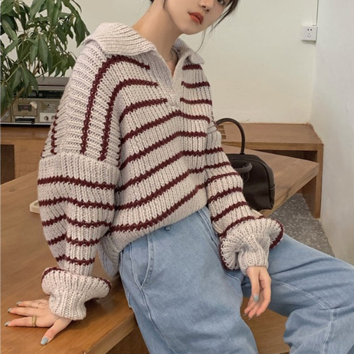 Knit sweater for women with casual collar and attractive stripes Lune London