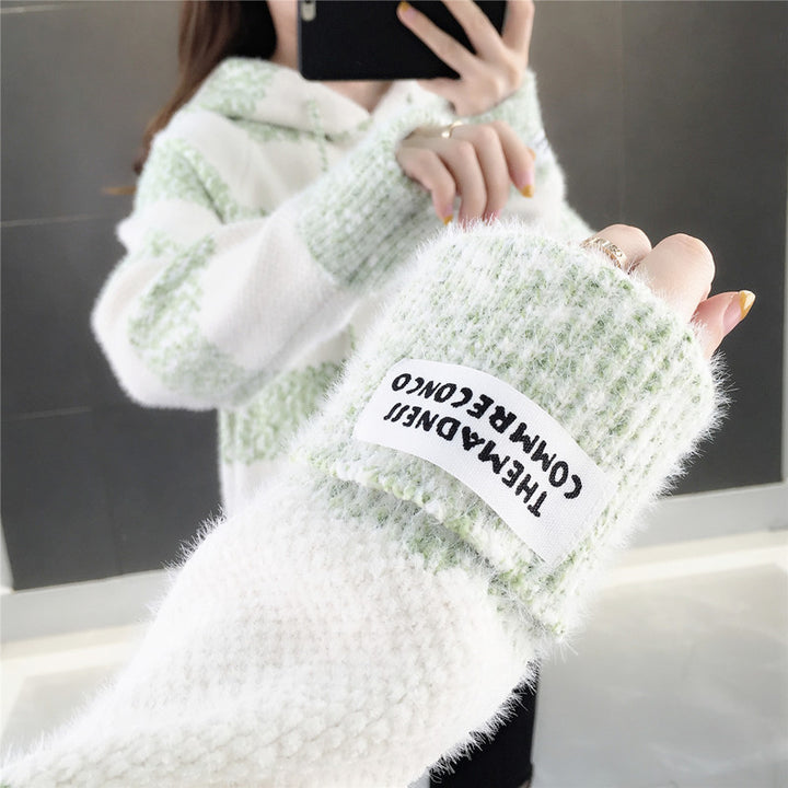 Casual hoodie for women with textured striped pattern and drawstring Lune London