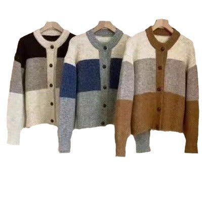 Cardigan en tricot épais pour femmes avec fermeture à boutons et design tendance en bloc de couleur Chic & Stil