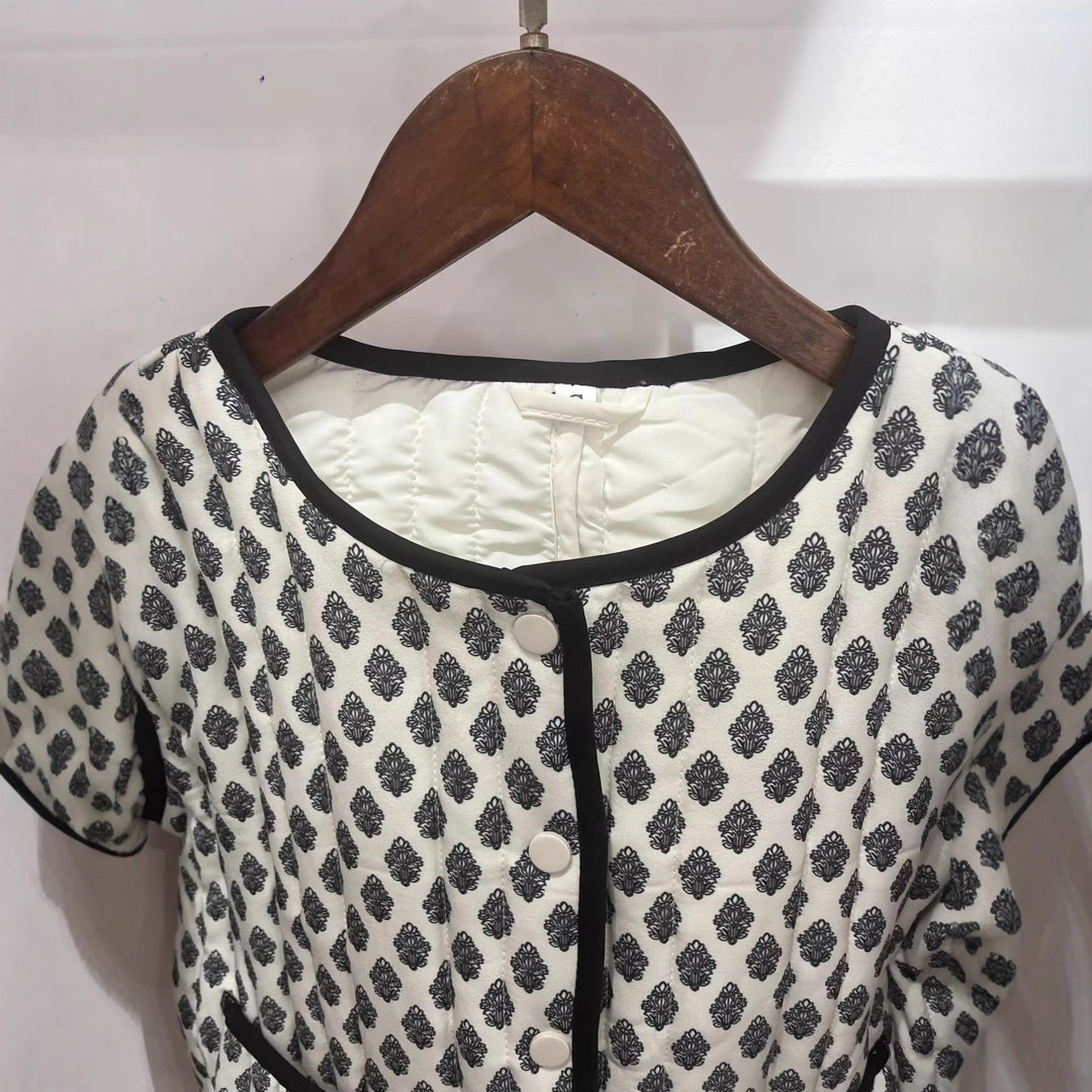 Elegant and comfortable jacket for women Lune London