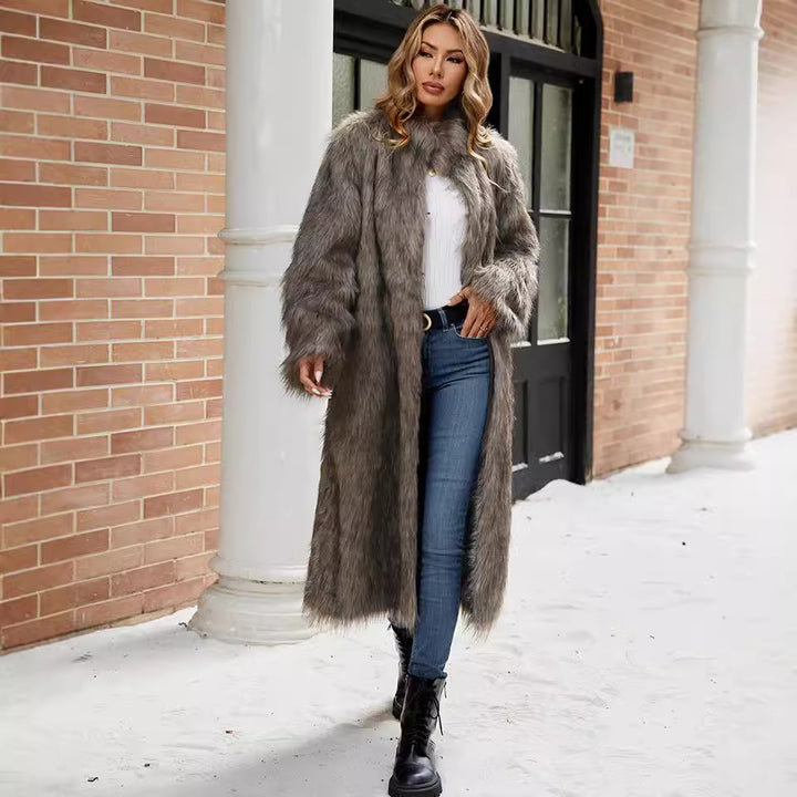 Ladies Elegant Long Fur Coat Lune London