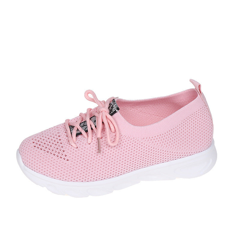 Breathable leisure sneakers for women with a flexible upper material and a non-slip sole Lune London