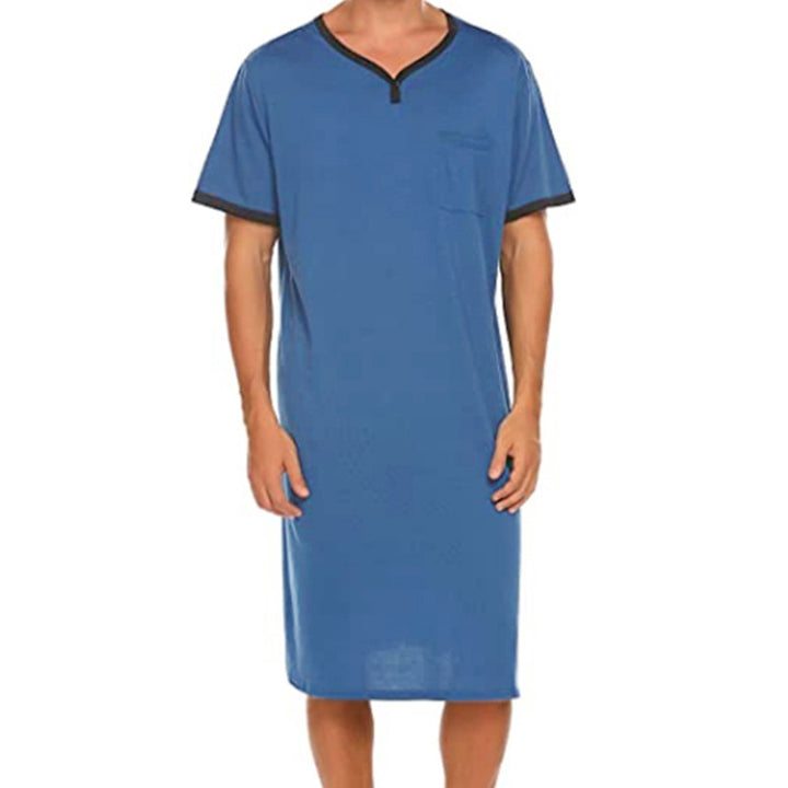 Night for men with practical chest pocket and classic V-neck Lune London