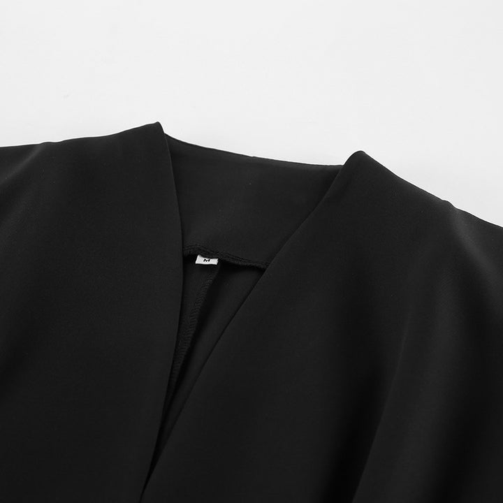 Structured blazer for women with a modern cut and a chic and stylish fit