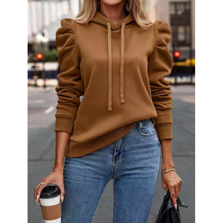 Trendy women's hoodie with puff sleeves and practical pockets Lune London