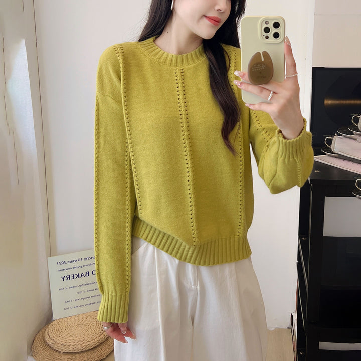Pull en maille épaisse pour femmes avec une silhouette féminine et un design texturé Chic & Stil