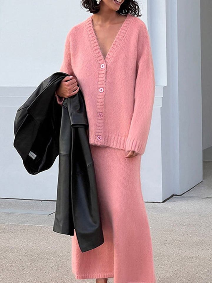 Cardigan for ladies in soft knit with V-neck and button details Lune London