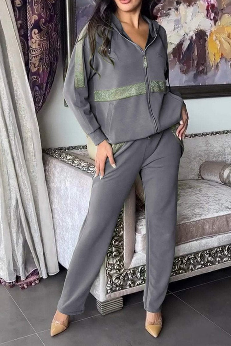 Ensemble de survêtement décontracté pour femmes avec coupe tendance et poches pratiques Chic & Stil