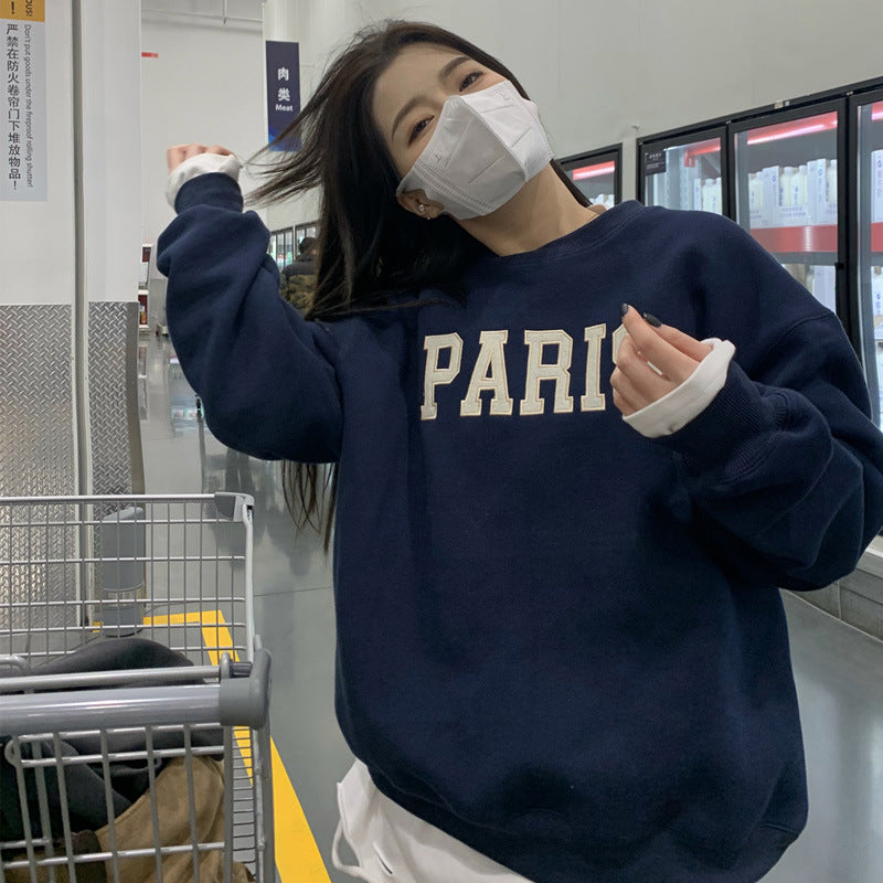 Ladies casual sweatshirt with distinctive lettering Lune London