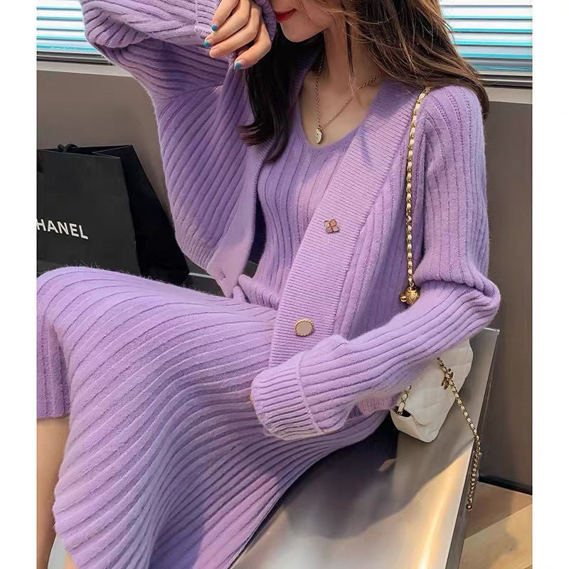 Ensemble tricot pour femme avec un élégant col en V et un cardigan décoratif Chic & Stil