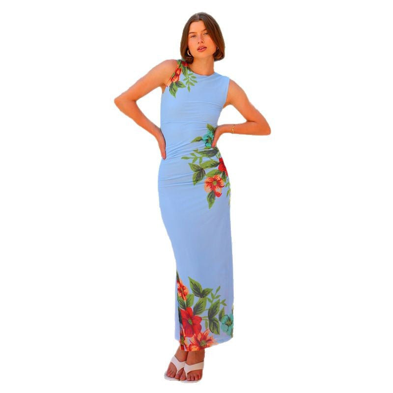 Maxi floral dress for women with fitted cut and elegant ruched neckline Chic & Stil