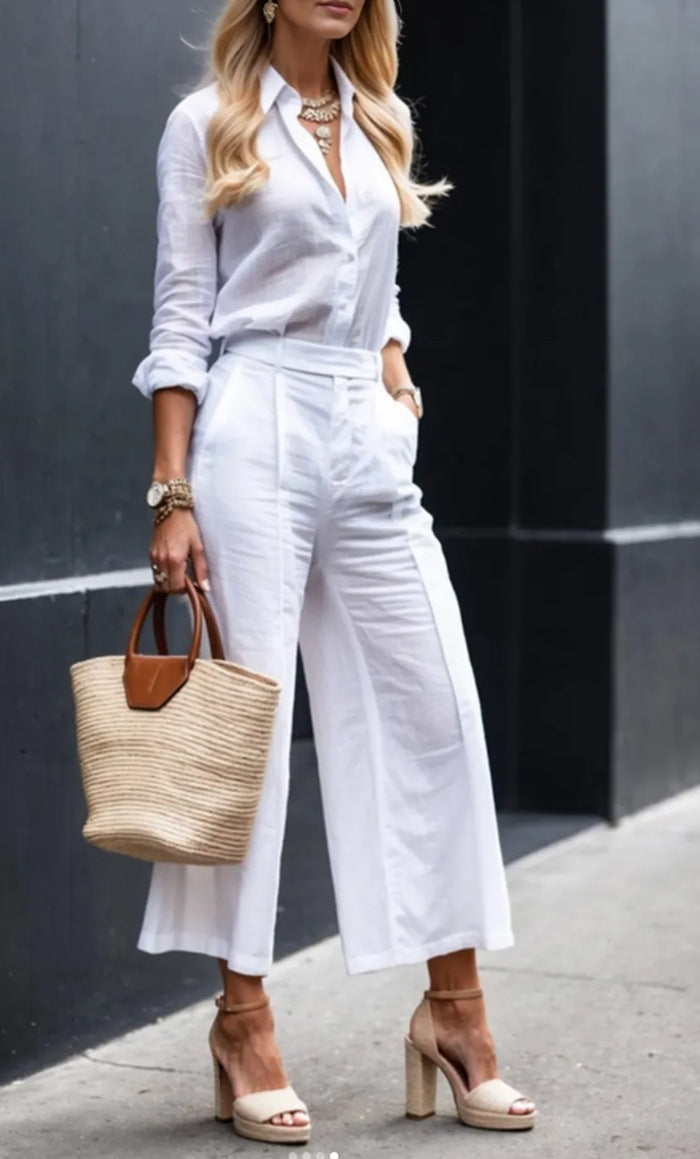 Pantalon féminin élégant en lin avec blouse ajustée et pantalon large Chic & Stil
