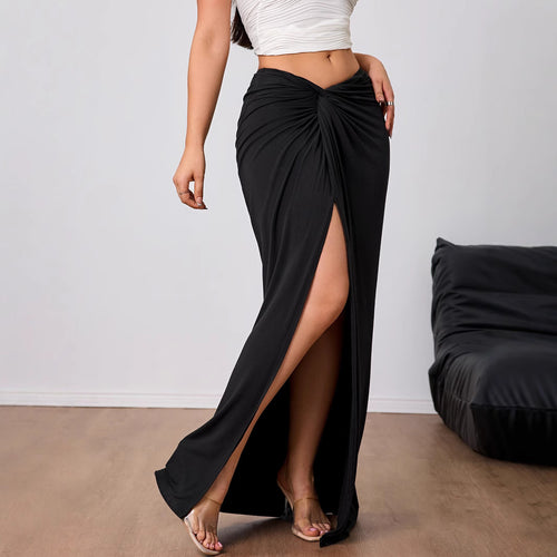 Jupe maxi élégante pour femmes avec drapés raffinés et fente haute Chic & Stil