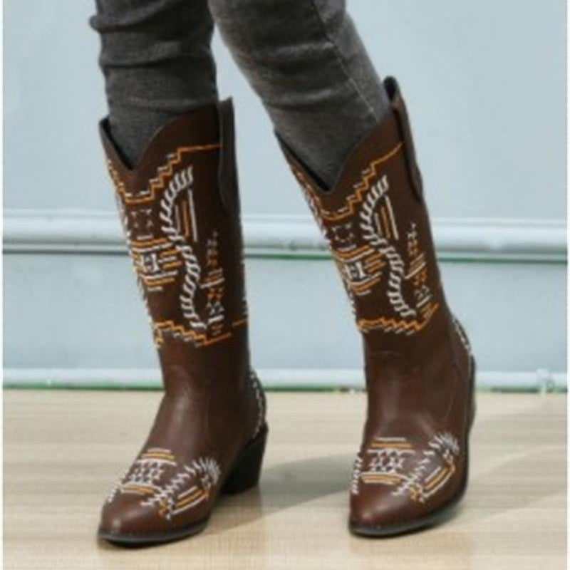 Women’s cowboy boots with artistic embroidery Lune London