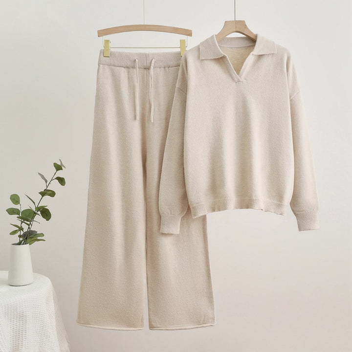 Comfortable knit loungewear set for women with a sweater and wide-leg pants Lune London