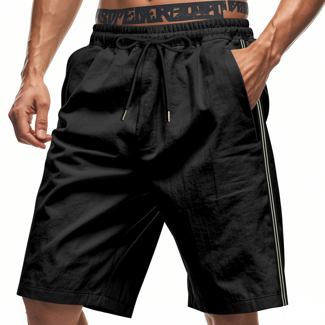 Lune London men's sporty bermuda shorts with elastic waistband and side pockets