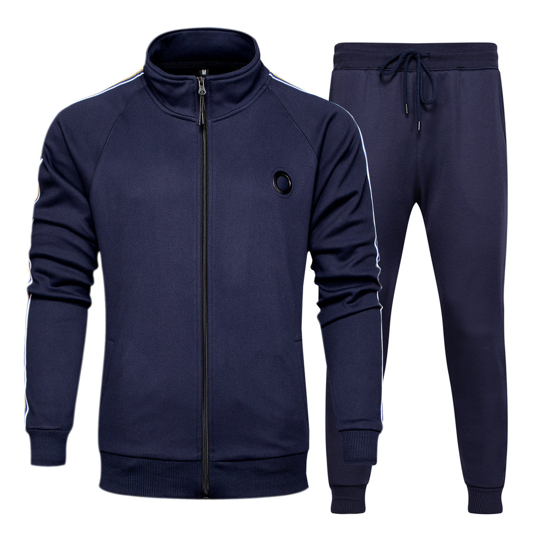 Casual tracksuit for men with practical pockets and breathable materials Lune London