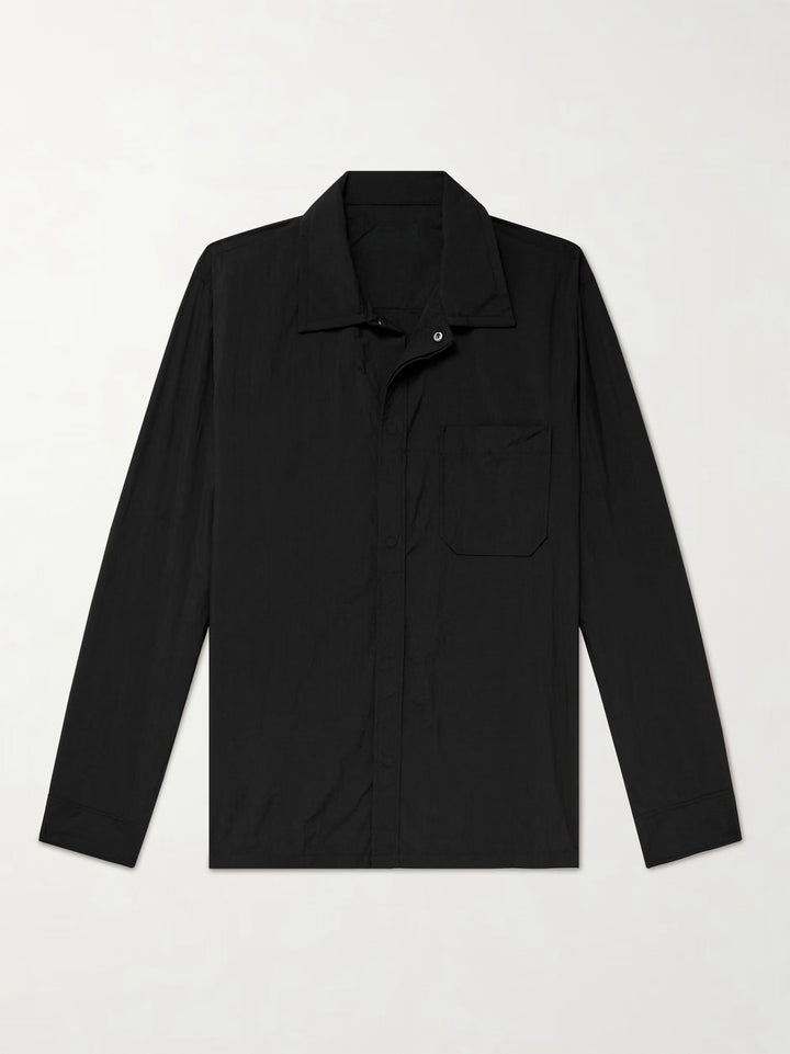 Versatile men's shirt with applied chest pocket and stylish collar Lune London