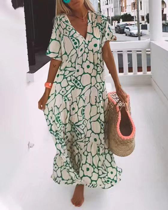 Maxi dress for women with an elegant V neck and a flowing cut Lune London