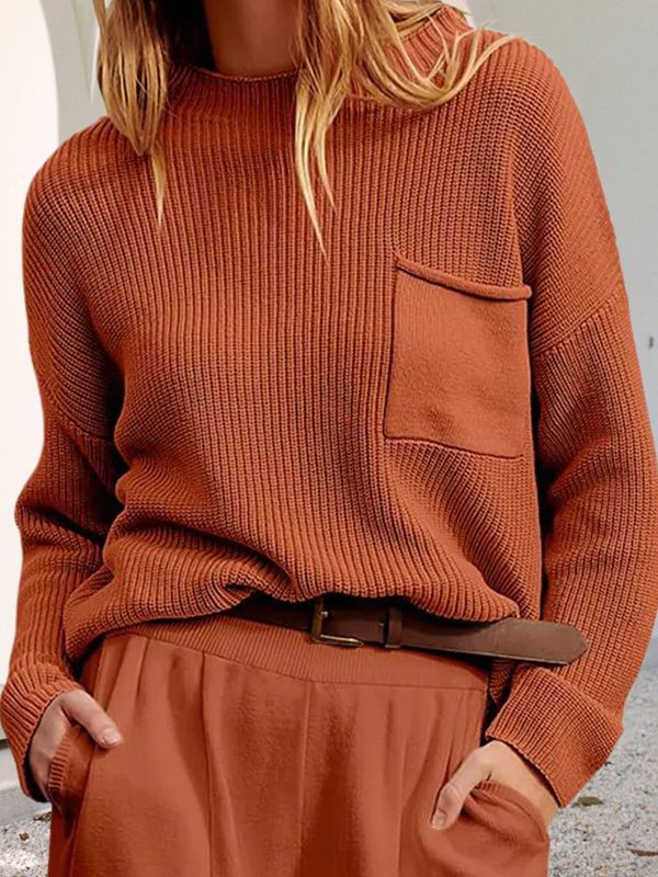 Knitted sweater for women with loose fit and practical chest pocket Lune London
