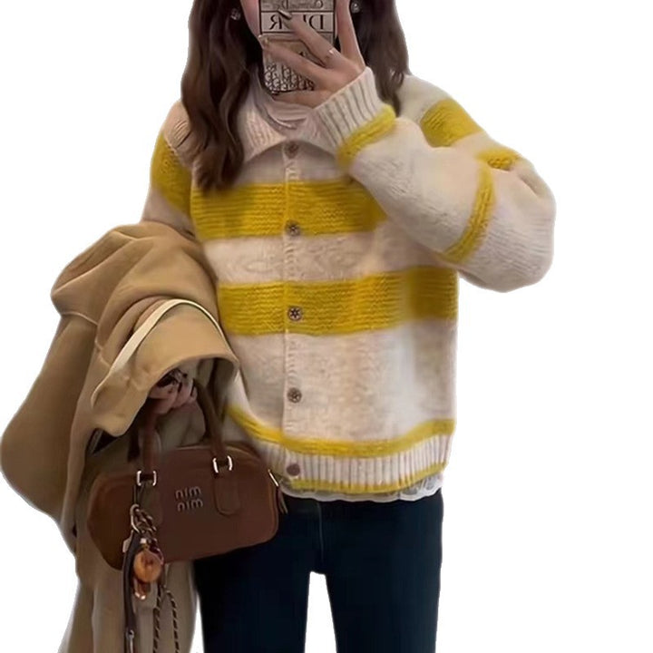 Cardigan confortable pour femmes avec col stylé et motif rayé Chic & Stil