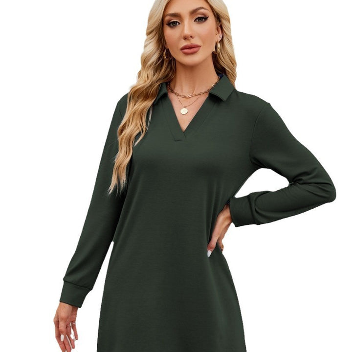 Casual dress for women with elegant V-neck Lune London