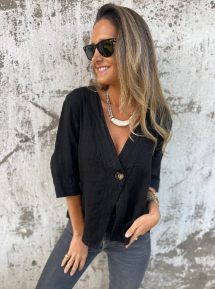 Lightweight linen jacket for women with three-quarter sleeves and Moon London button detail
