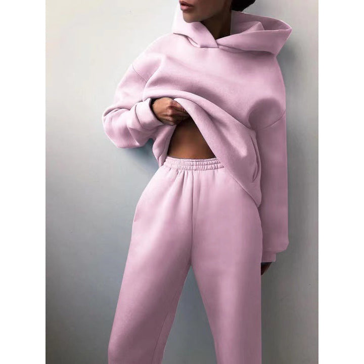 Women's sporty loungewear set with oversized hoodie and comfortable jogger pants Lune London