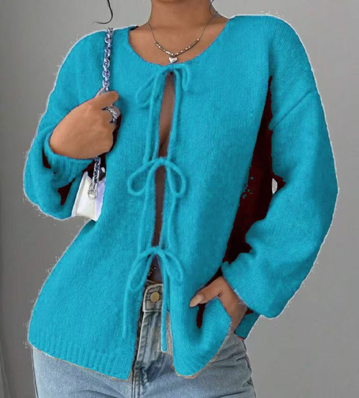 Oversized knit sweater for women with decorative lace detail Chic und Stil