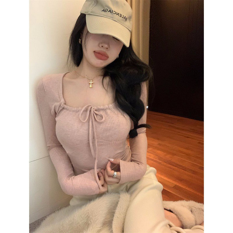 Women's long-sleeved top with decorative ruffles and ties Chic & Stil