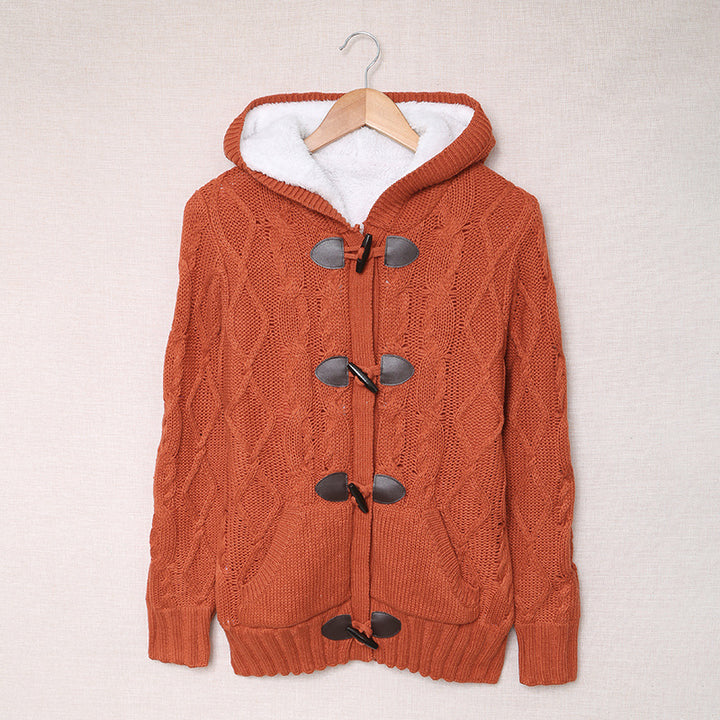 Cardigan pour femmes avec col haut et détails confortables de boutons Chic & Stil