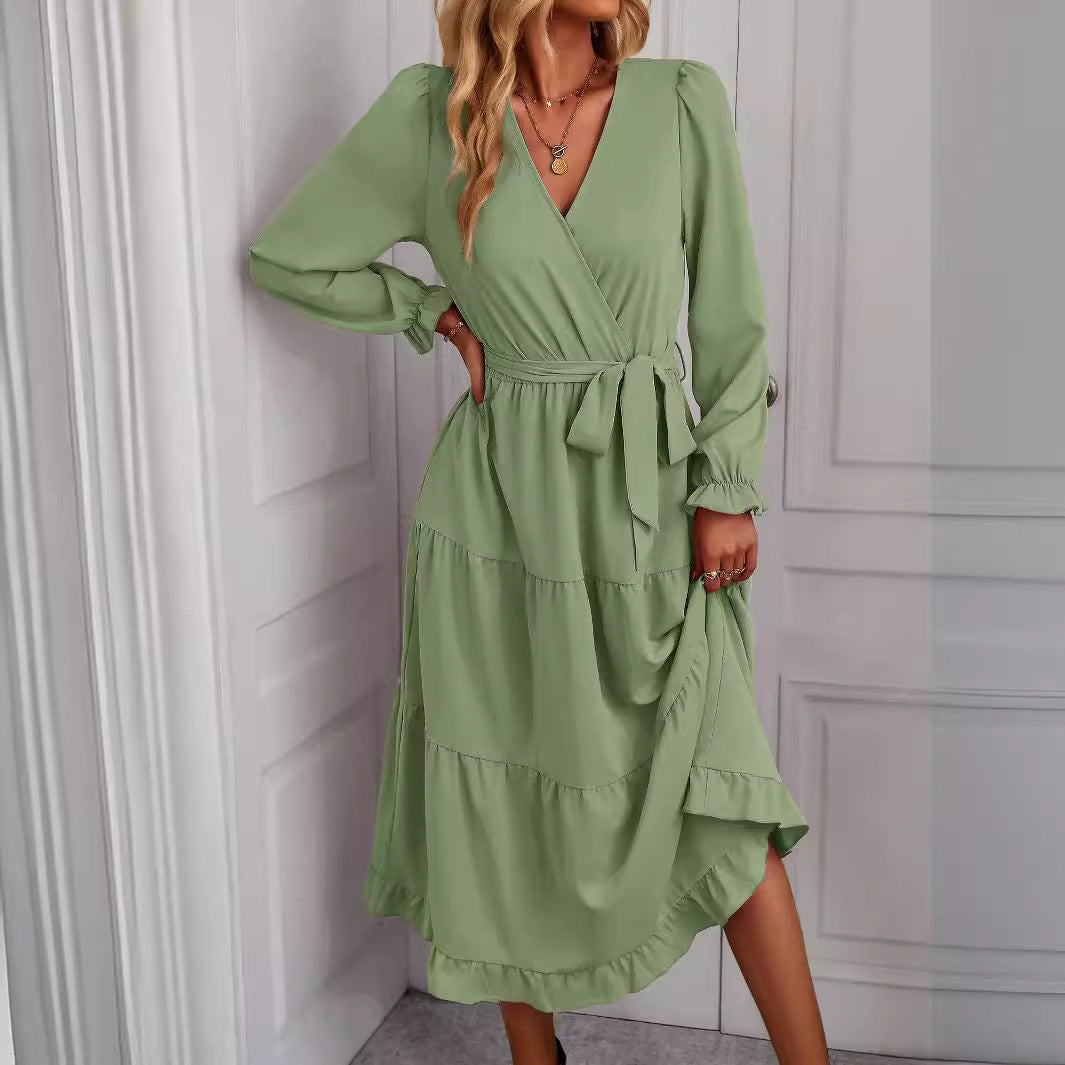 Long dress for women with wrap effect and chic and stylish clothing details