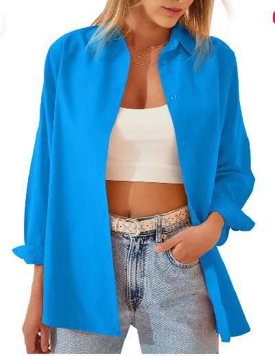 Loose women's blouse with buttoned front and elegant cut Lune London
