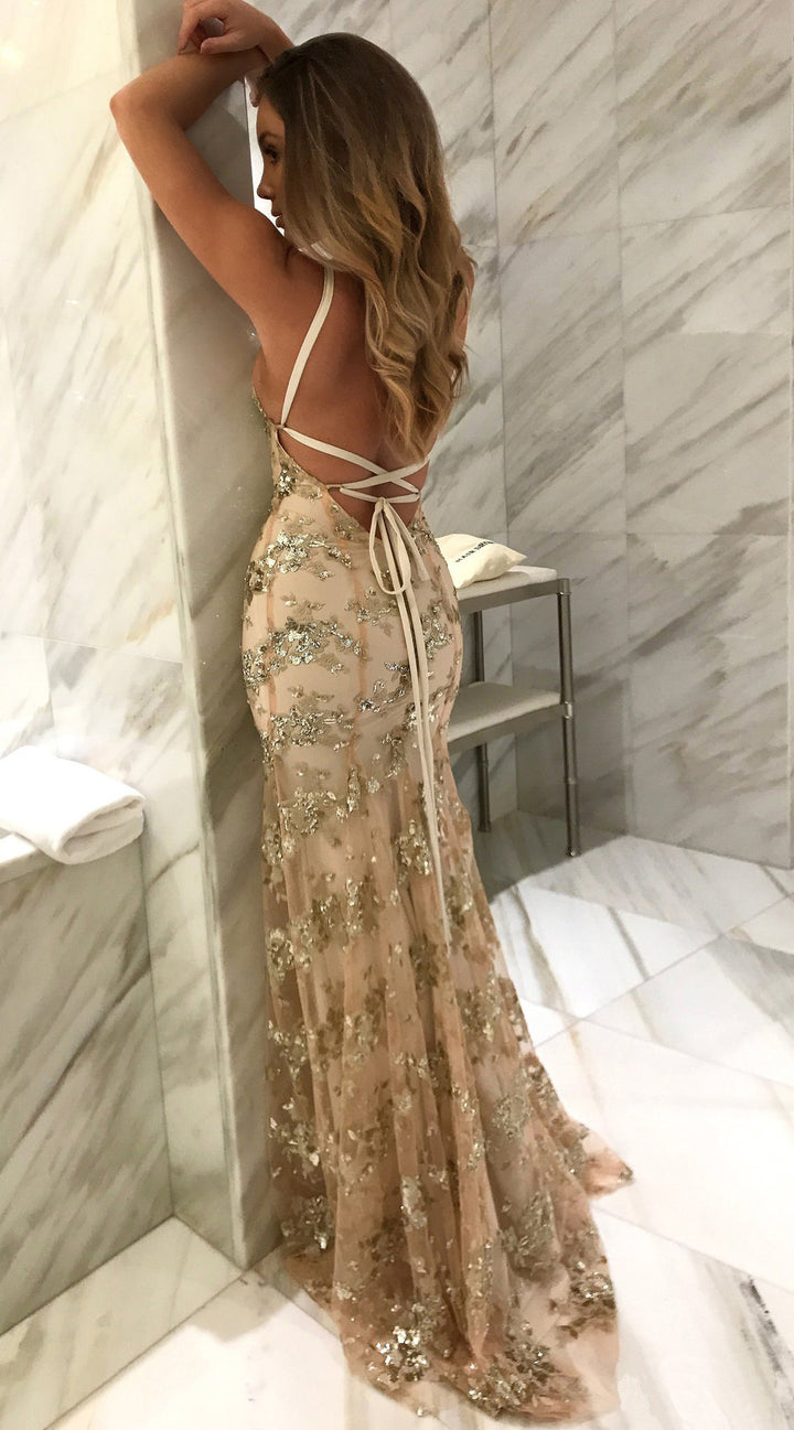 Sparkling evening dress for women with front slit and deep back neckline Lune London
