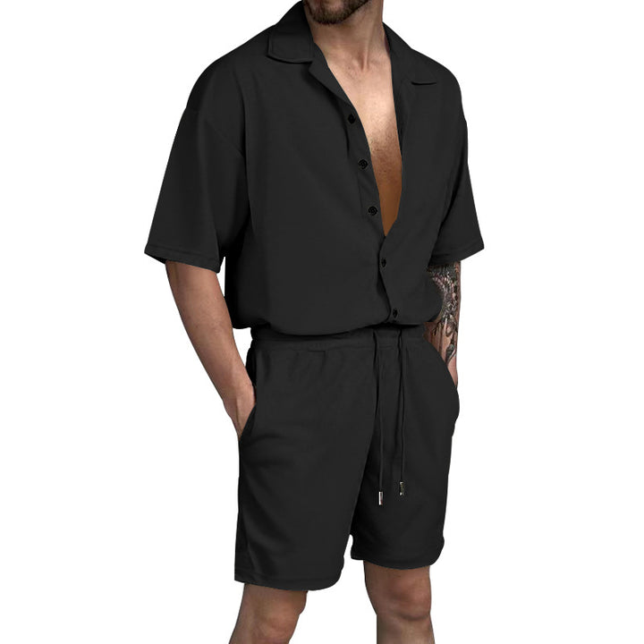 Casual short sleeve shirt and shorts set for men with elastic waist and practical pockets Lune London
