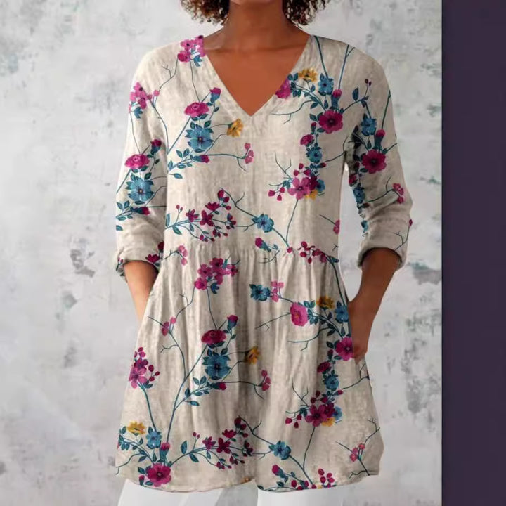 Shirt dress for women with a floral design and practical pockets Chic and Style