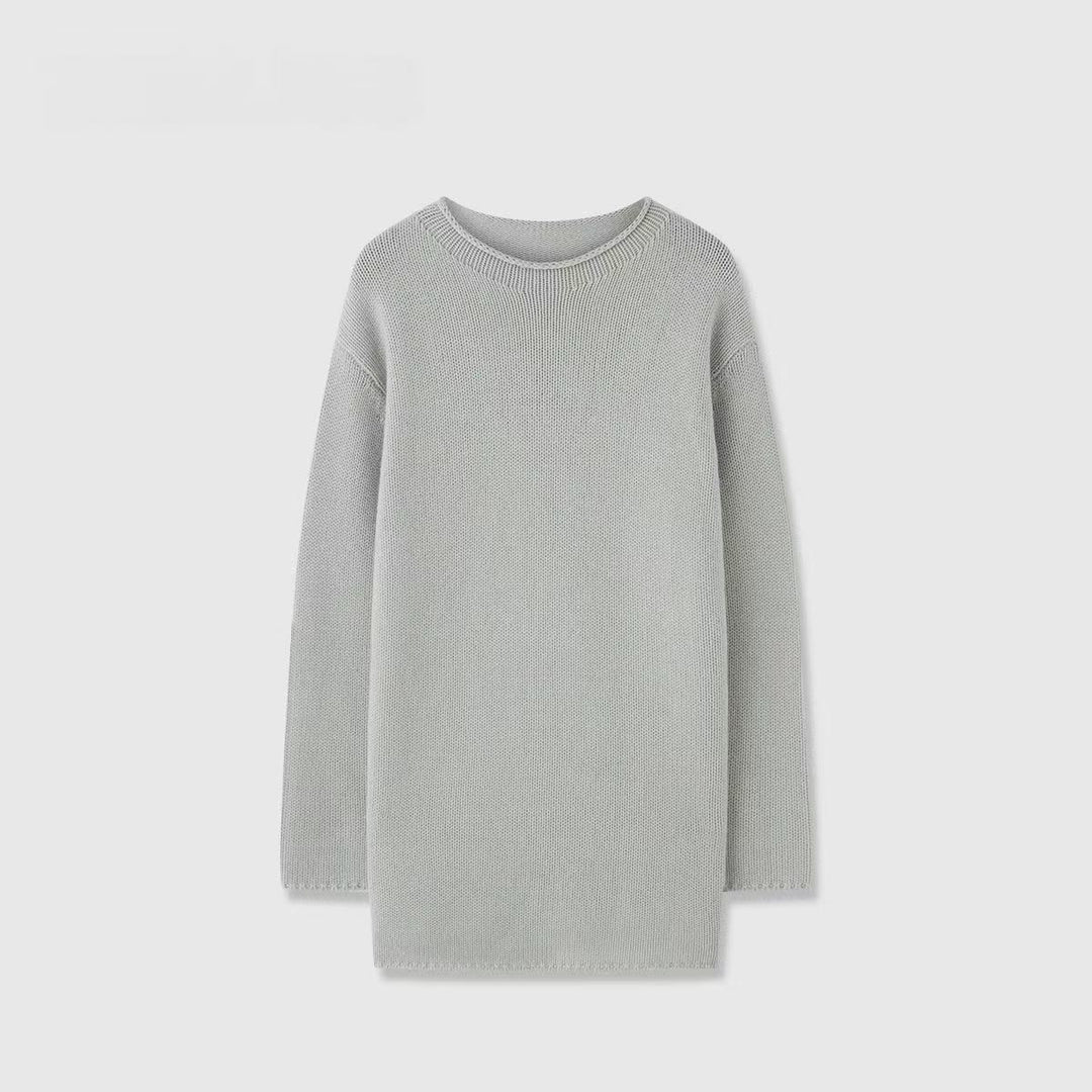 Comfortable knitted sweater for women with a loose fit and round neck Lune London