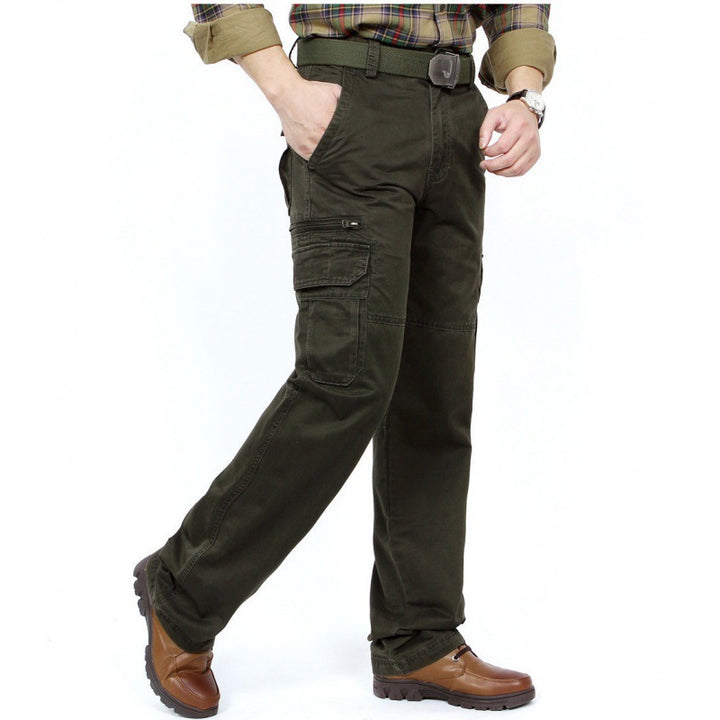 Men's cargo pants with many uses and several pockets Lune London