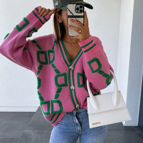Knitted women's jacket with a trendy geometric design Lune Londonl