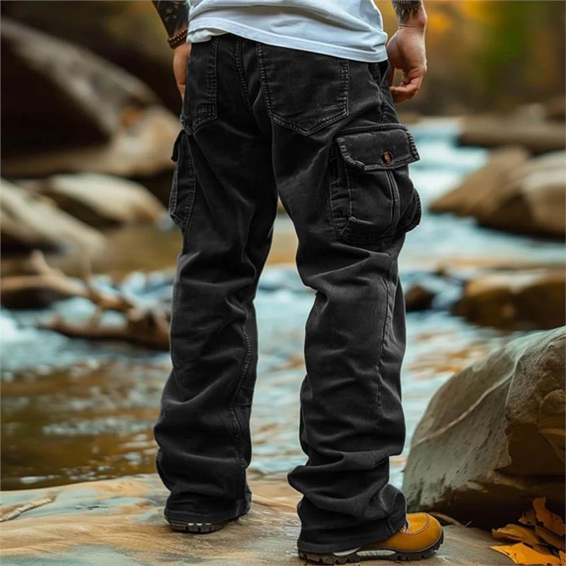 Practical Cargo pants for men with many pockets Lune London