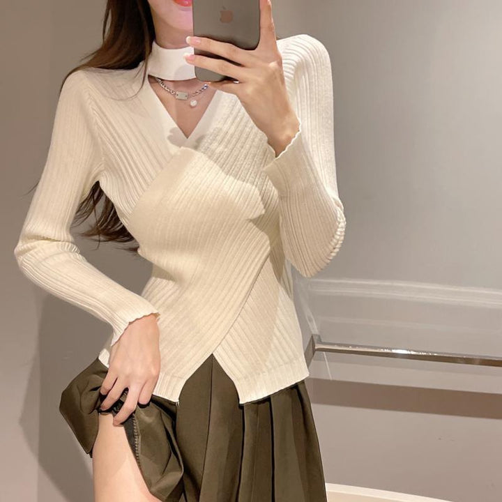 Women's elegant wrap top made of ribbed knit material Lune London