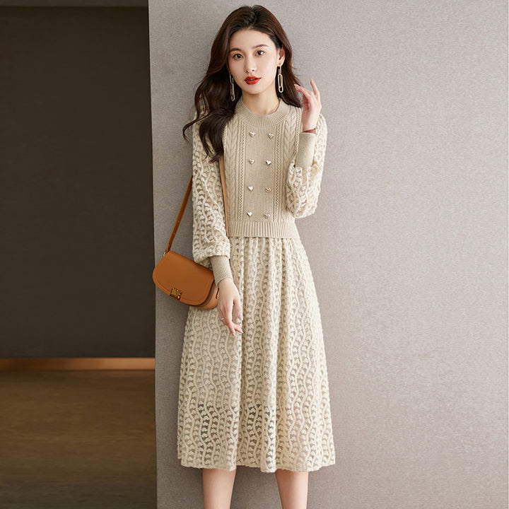 Robe tricotée pour femmes avec corsage ajusté et jupe évasée Chic & Stil
