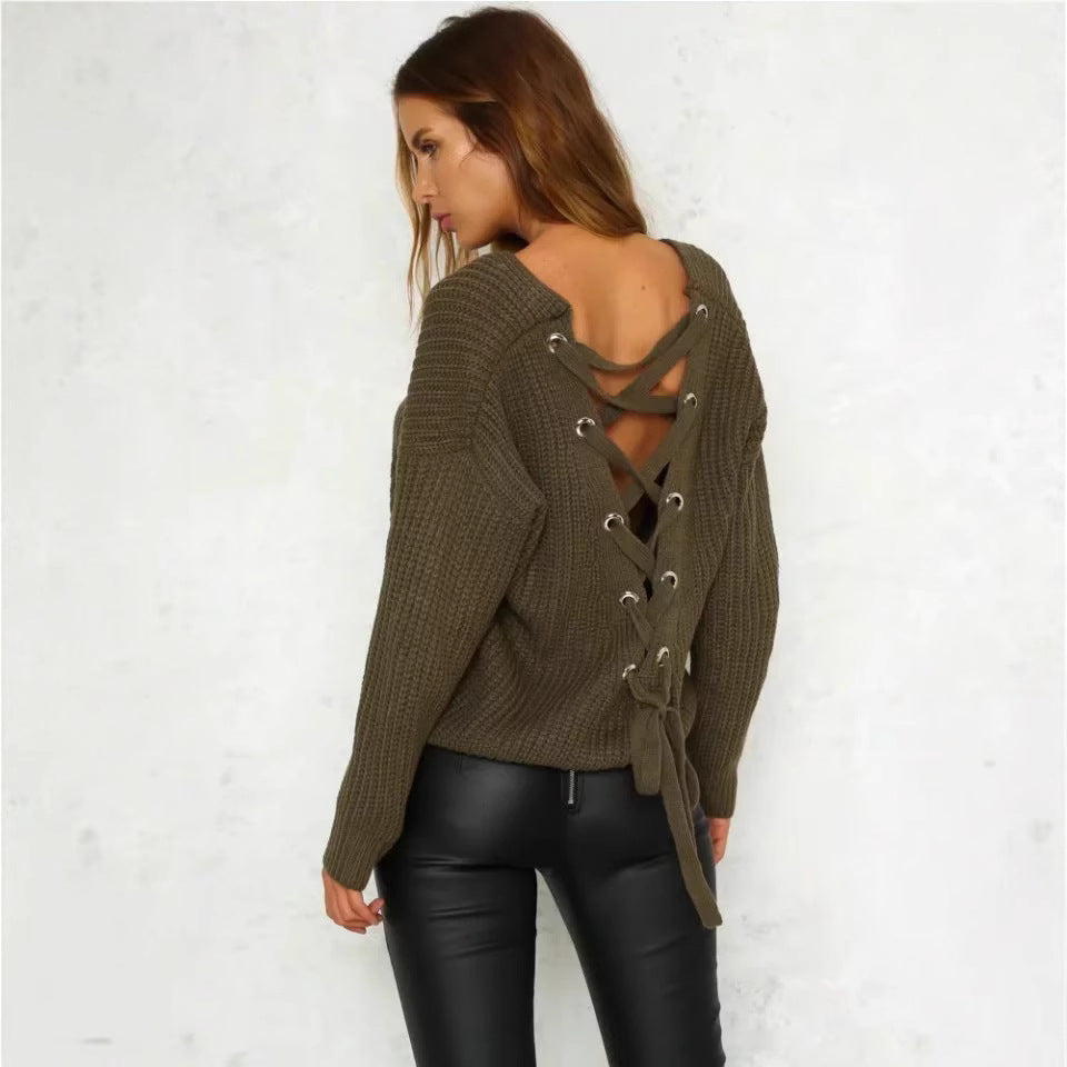 Knitted pullover for women with deep V-neck and decorative design at the back Lune London