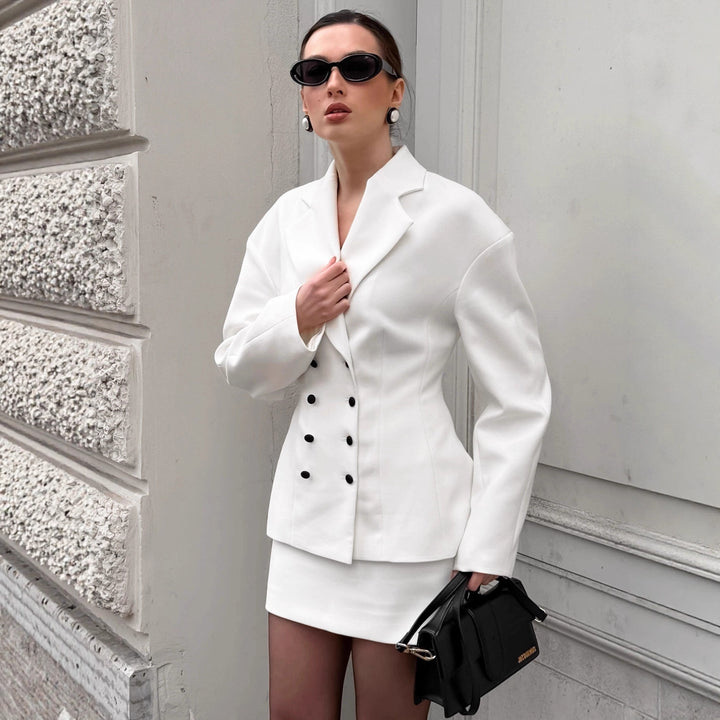 Oversized blazer jacket for women with elegant design Lune London