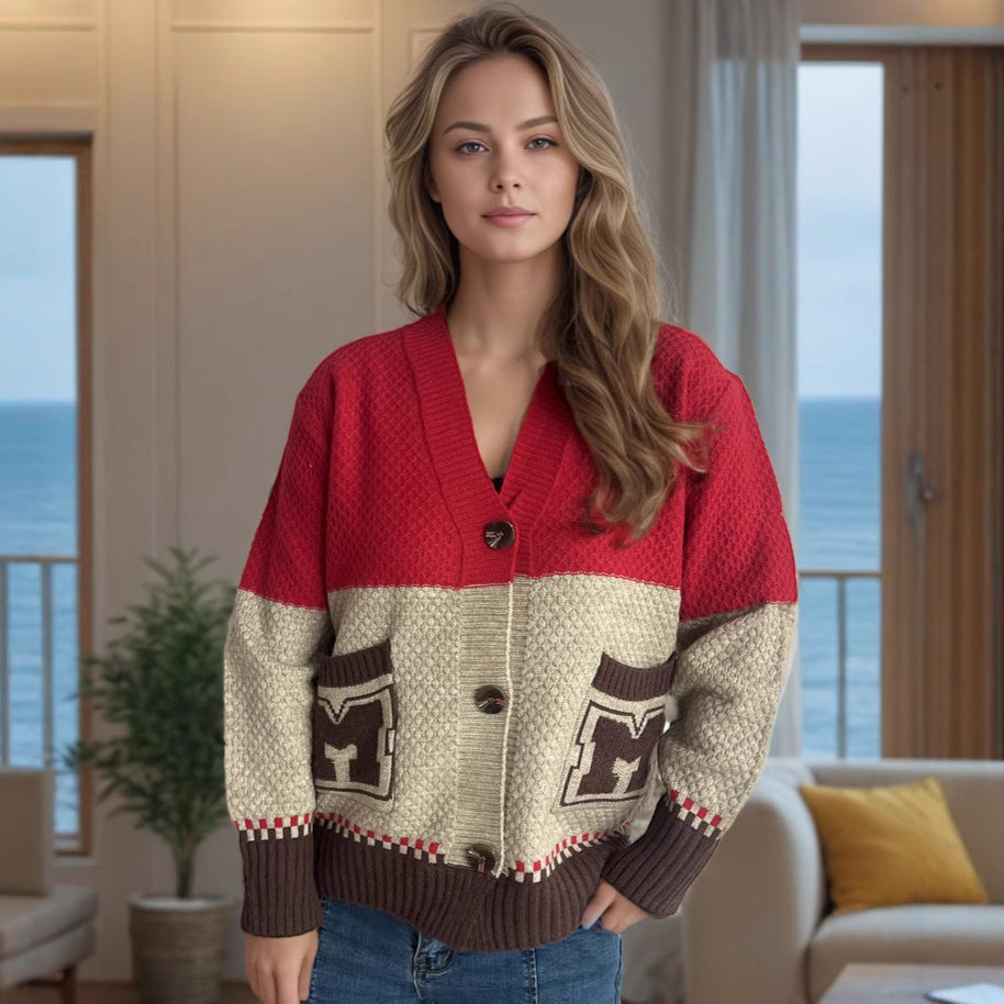 Cardigan féminin confortable avec décolleté V profond et poches décoratives Chic & Stil